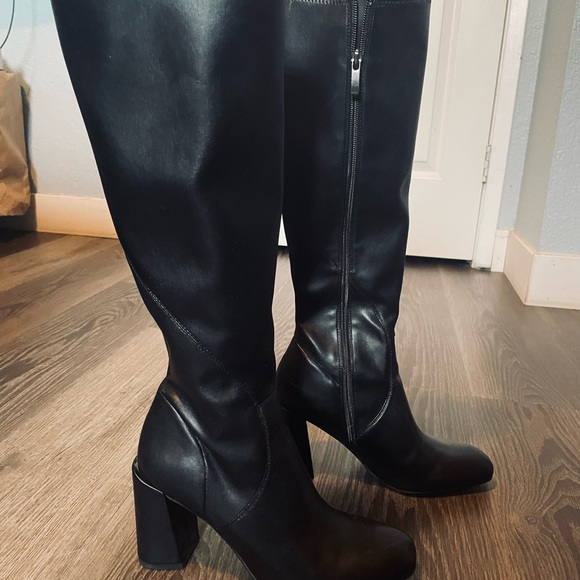 Franco Sarto knee boots - Picture 4 of 6